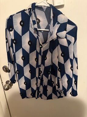 Carolyn Taylor Blue, Navy & White Printed Blouse